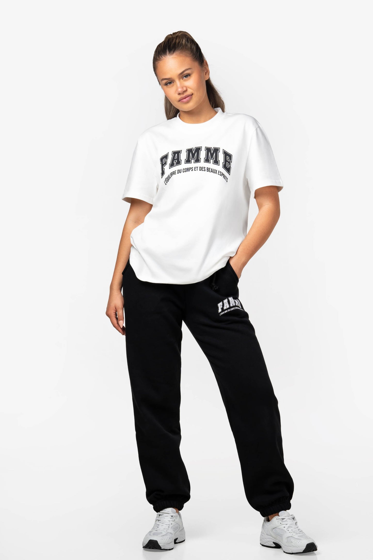 White Oversized T-Shirt - for dame - Famme - T-Shirt