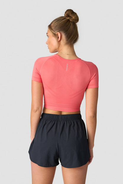 define seamless cropped t-shirt coral