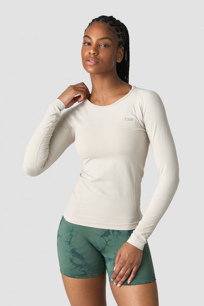 everyday seamless ls greige