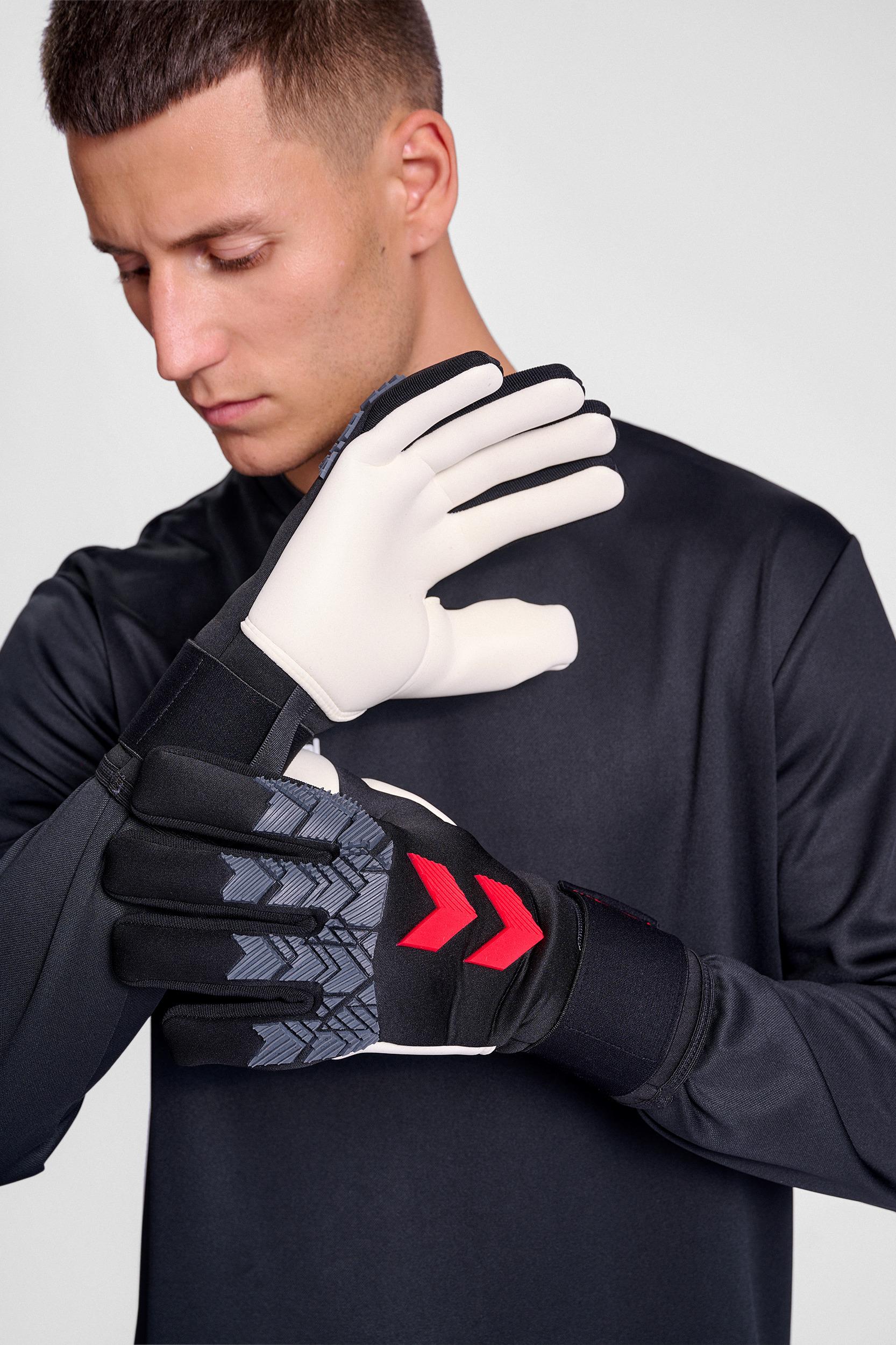 HUMMEL - Hmlgk Gloves Hyper Grip - Black/white/red