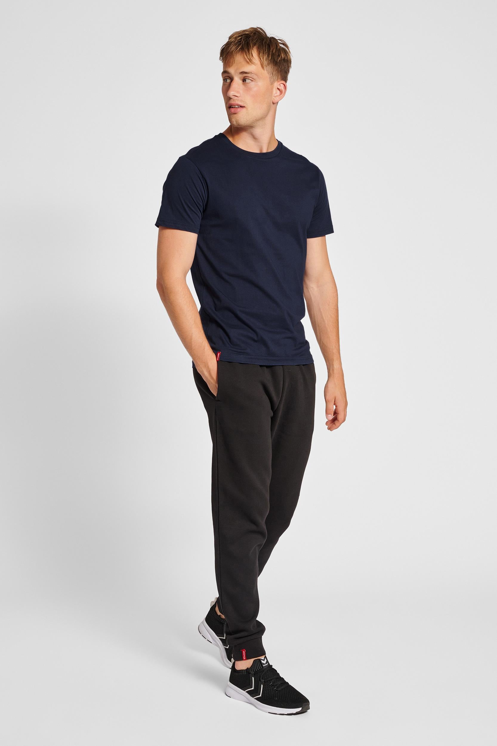 HUMMEL - Hmlred Basic T-shirt S/s - Marine