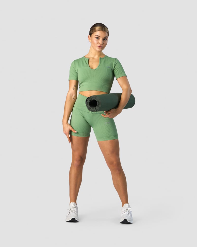 ribbed define seamless pocket shorts light green